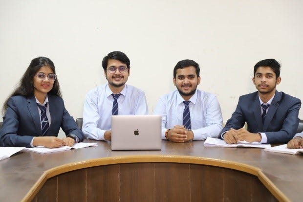 Corporate Law and the Banking Sector: Legal Challenges and Reforms