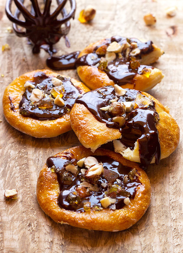 Chocolate Hazelnut Mini Pizzas