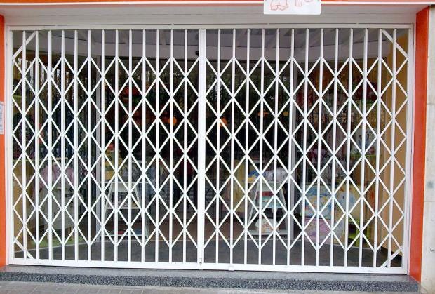 Rejas para ventanas Barcelona - Instalación, Reparación - Rejas y
