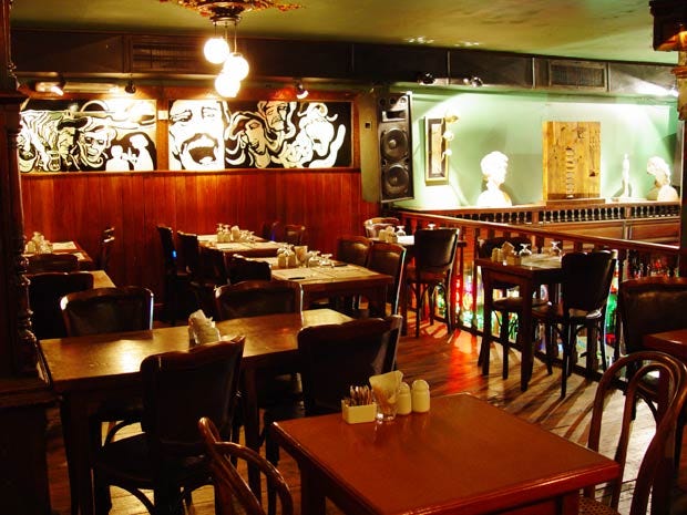 Bar o Bar y Florida Garden, dos sobrevivientes de la «Manzana Loca»