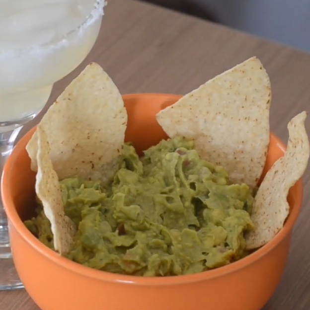 Seed to Table Guacamole Recipe. Guacamole is a classic Mexican dish… by Los Foodies Magazine