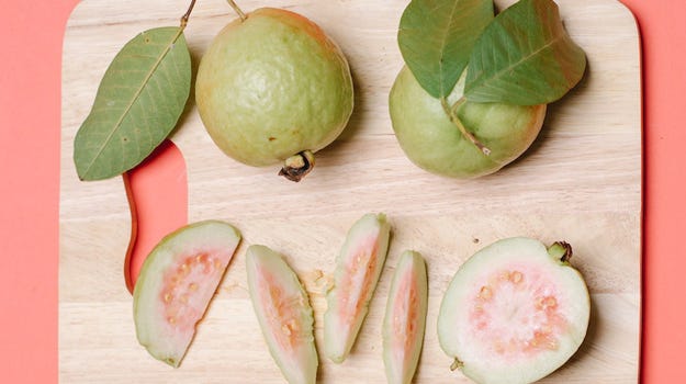 Unlocking the Nutritional Value and Health Benefits of Guava: A Comprehensive Guide