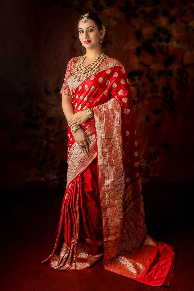 Apple Red Zari woven Banarasi Silk Saree, Pure Banarasi silk saree, Red Banarasi saree, pure silk banarasi saree, banarasi silk saree, silk saree, banarasi sarees