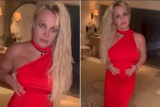 Britney Spears Beach Video and Images Goes Viral — Britney Spears