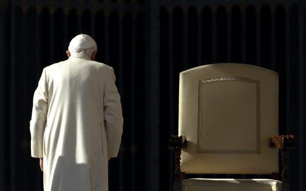 Benedetto XVI: Rinuncia o Colpo di Stato?