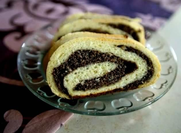 Cuisine — German — Poppyseed Stollen (Mohn Stollen)