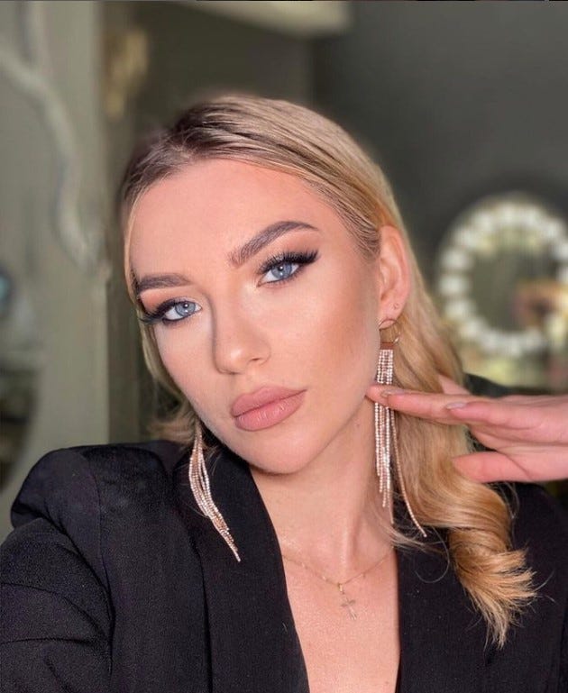 Unlocking Confidence: The Art of Makeup Transformation  by Rita Fulton 
