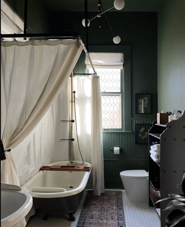 🛁 **Transform Your Clawfoot Tub with the Perfect Shower Curtain A Guide for 2023** 🚿 by