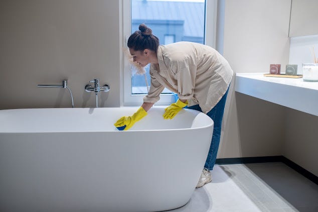 Bathroom Cleaning Services: 4 Time-saving Hacks to Remove Bad Odour ...