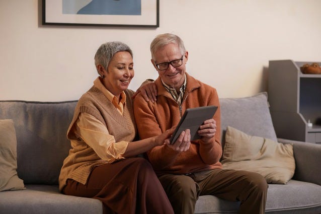 Get Expert Tips on How to Move to Memory Care as a Couple