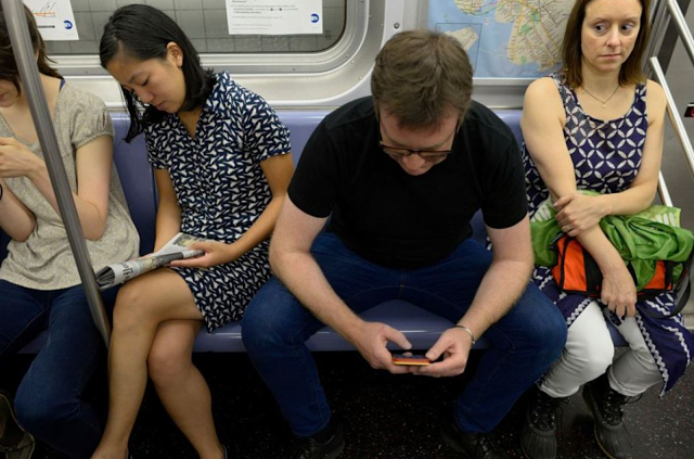 Nonverbal Communication Analysis №3775: Women Try ‘Manspreading’ For A ...