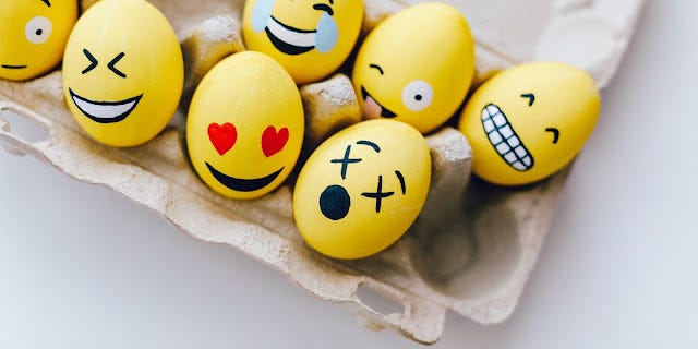 How to print 😁😛😋🤣☝ 👀👂👃👄👅👇👋👎💬😒😓😕😖😗😎😄💩😏😐😛😛😜😈💓💀👏👅☝😛😒🙉emojis in python ...