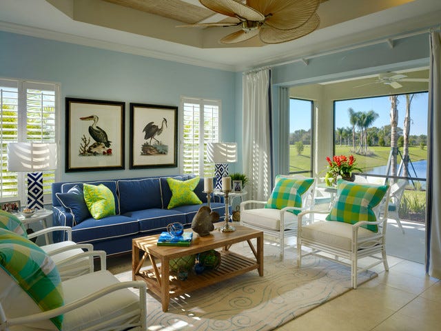 How to Decorate a Tropical Style Living Room