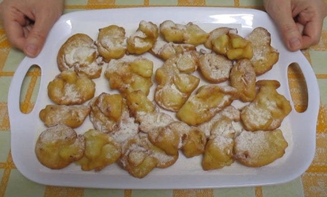 Tortitas de arroz y manzana. / Apple and rice pancakes. [ESP/ENG]