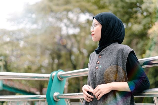 Perempuan dewasa (pexels.com/Rizky Motion)