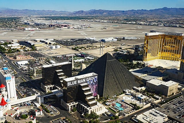 The horrific Las Vegas Shooting. The deadliest mass shooting in US… | by  Dani Hendrix | Medium
