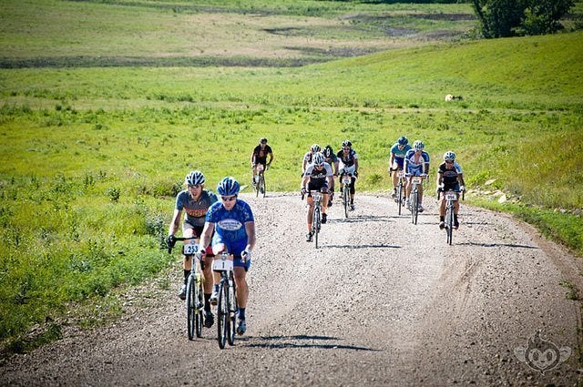 most famous cycling races