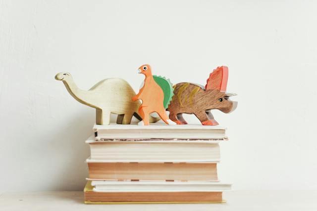 Dilophosaurus Spielzeug: Hier findest du nicht nur Figuren