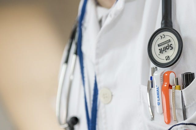 Tu che critichi le terapie, hai mai conosciuto il cancro?