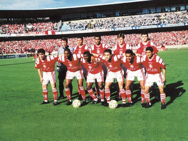 Esse é o Inter de 1997, um time muito superior ao Barcelona de 2016.