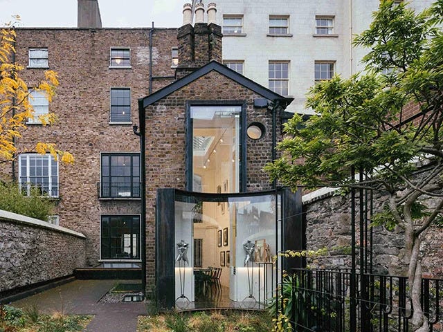What to Do When a Window Breaks at Night in London