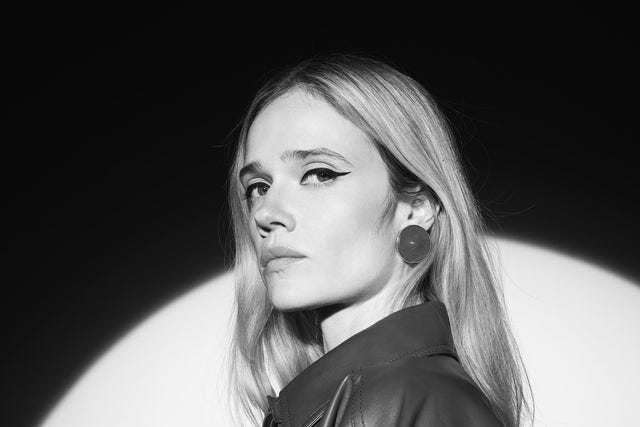 Florrie: A Decade of Pop Elegance