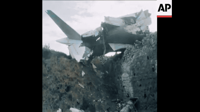 Vídeo on-board: o acidente que desfez o sidecar dos Birchall na ilha de Man  - AWAY magazine