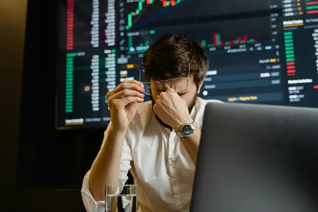 كيف تعلمت إدارة المخاطر بالطريقة الصعبة في تداول العملات المشفرة