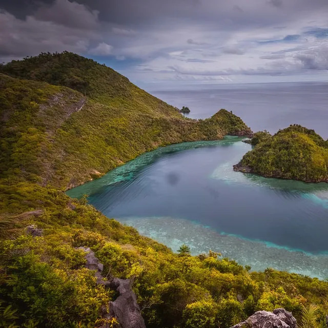 Apakah Morotai Termasuk Halmahera?