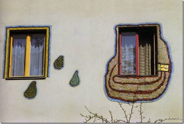 Théorie et application du droit à la fenêtre de Friedensreich Hundertwasser