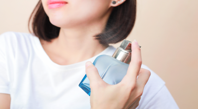 Parfum Wanita Tahan Lama Aroma Elegan, Memikat Sepanjang Hari