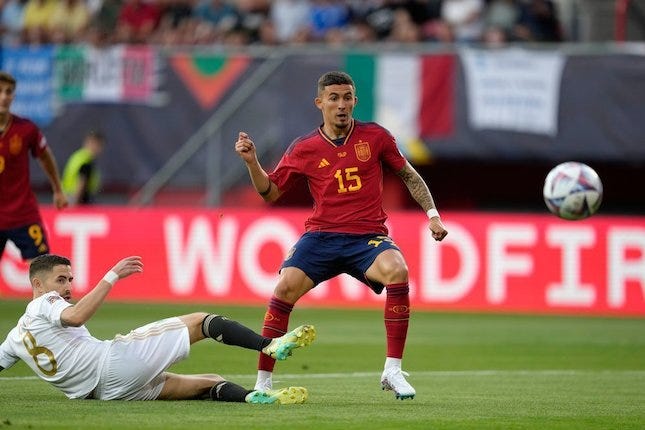 Winger eks Barcelona dan timnas Spanyol siap merapat ke West Ham pada bursa transfer musim dingin