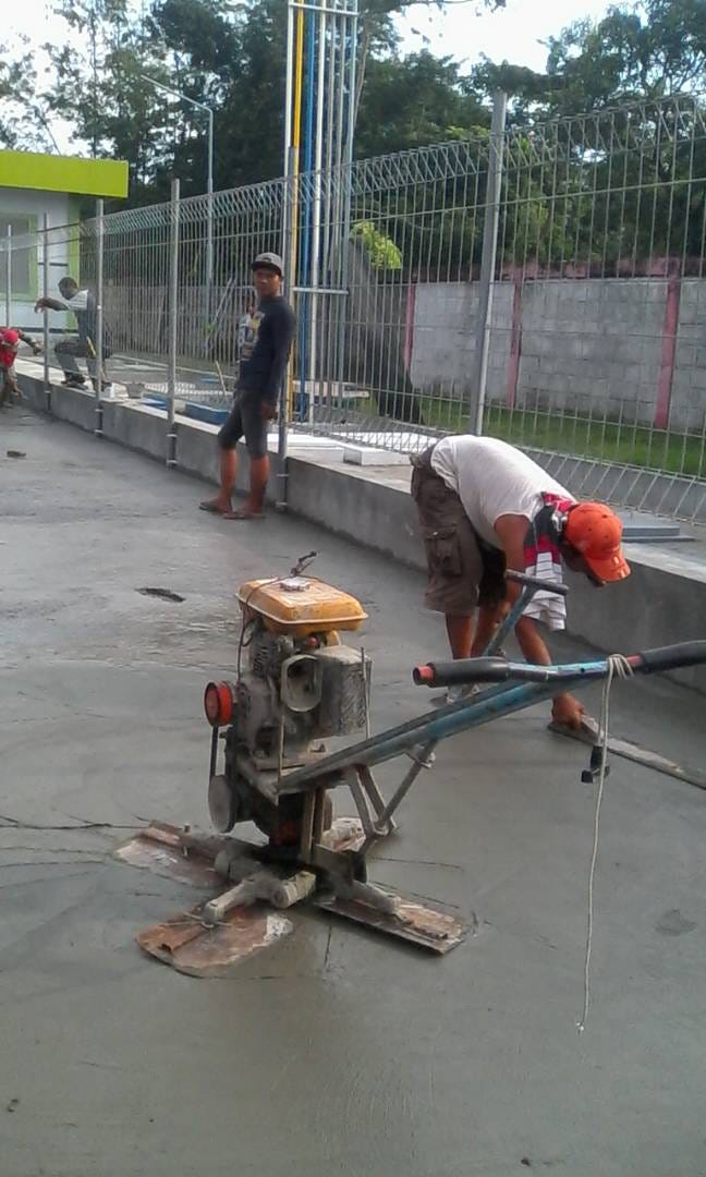 Jasa finish trowel lantai lapangan tenis. Voli. Basket. Futsal