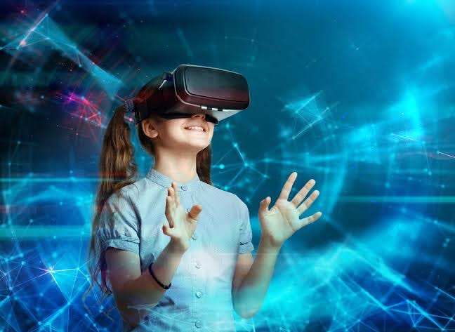 THE TRANSFORMATIVE POWER OF VISUAL AND AUGMENTED REALITY.  by Timothy Mathew  Jul, 2023  Medium