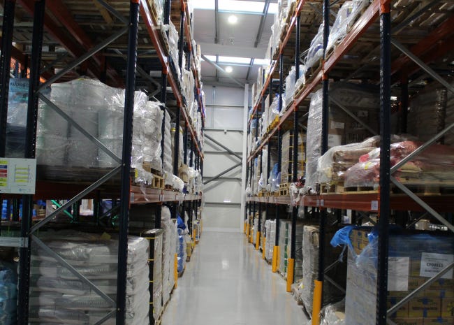 A Guide to Choosing the Best Pallet Racking Solutions | by Mowbray ...