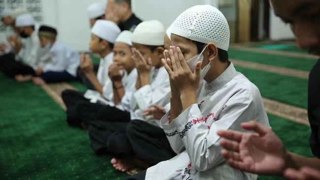 Jangan Sampai Terdengar Anak Yatim Menangis