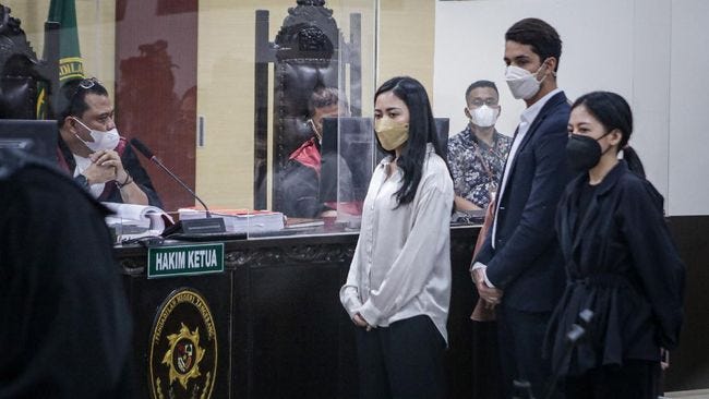 Kesopanan di Persidangan Menjadi Tolak Ukur Keringanan Hukuman, Benarkah Demikian?