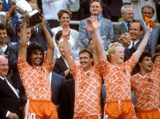 Oranje Revolution: Total Football Stories of the Netherlands 🧡⚽