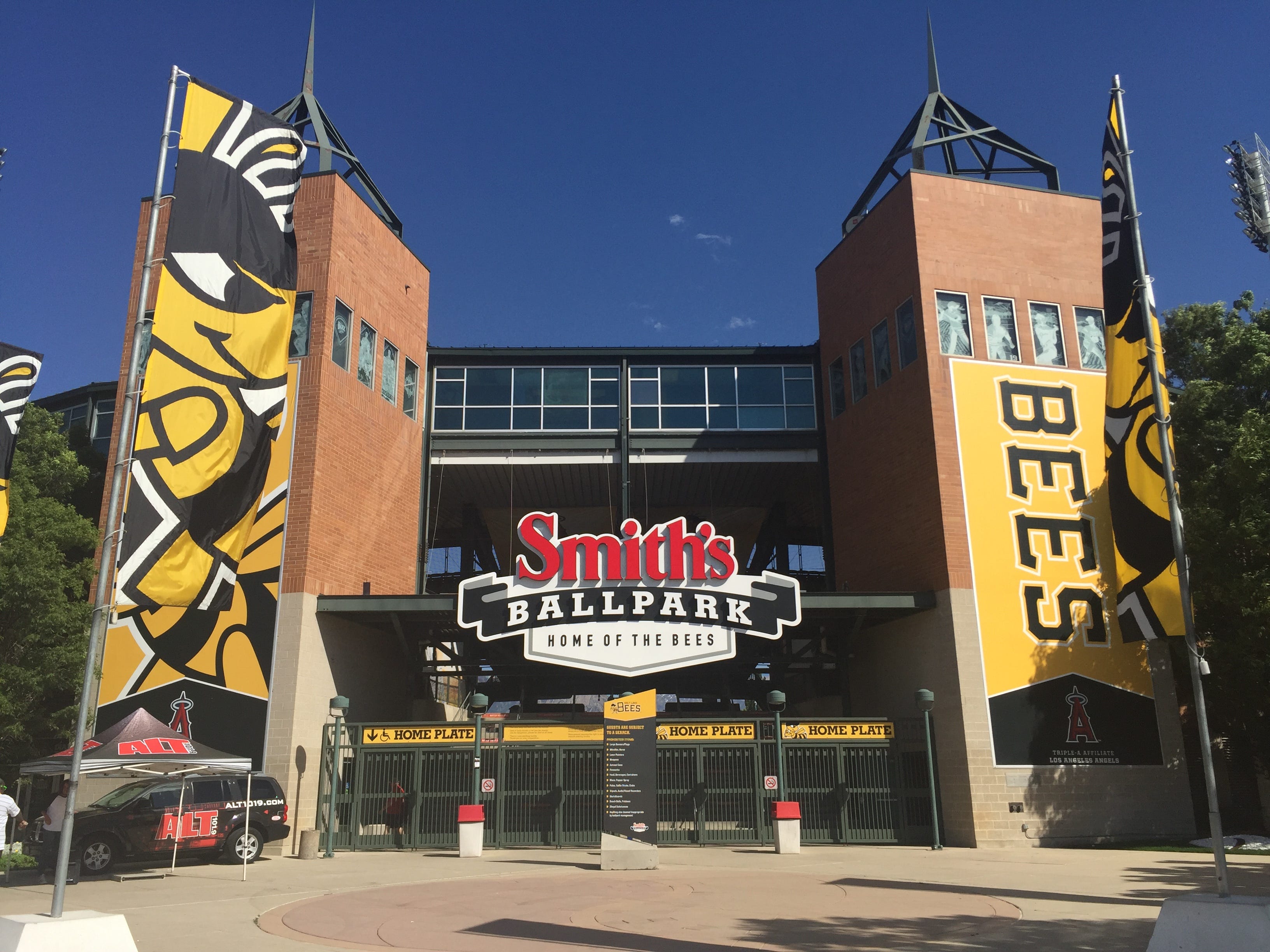 About Last Night: Salt Lake Bees, June 28, 2017, by Benjamin Hill