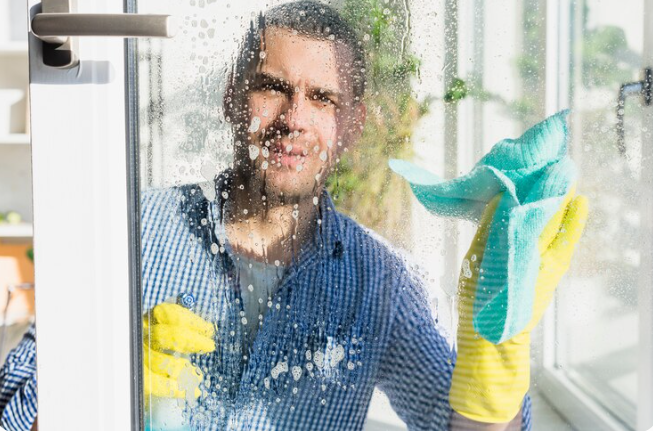 Common Causes of Dirty Windows in Dublin’s Coastal Weather Conditions