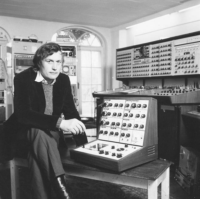 The Composer as Post-Humanist: A Cultural Ontology of Algorithmic Sound