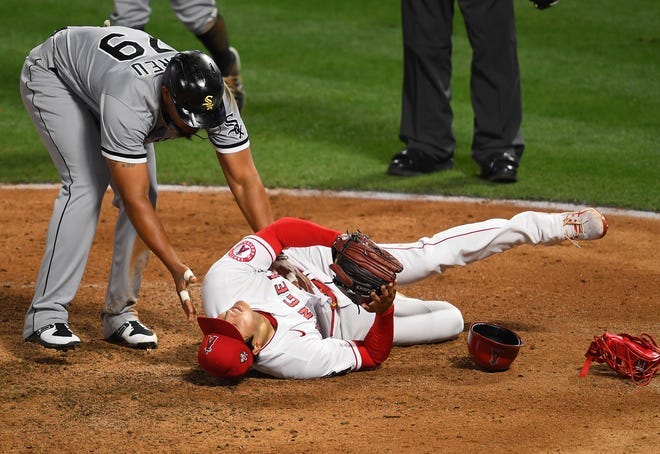 Red Sox fall to Angels as Ohtani shines on mound, at plate