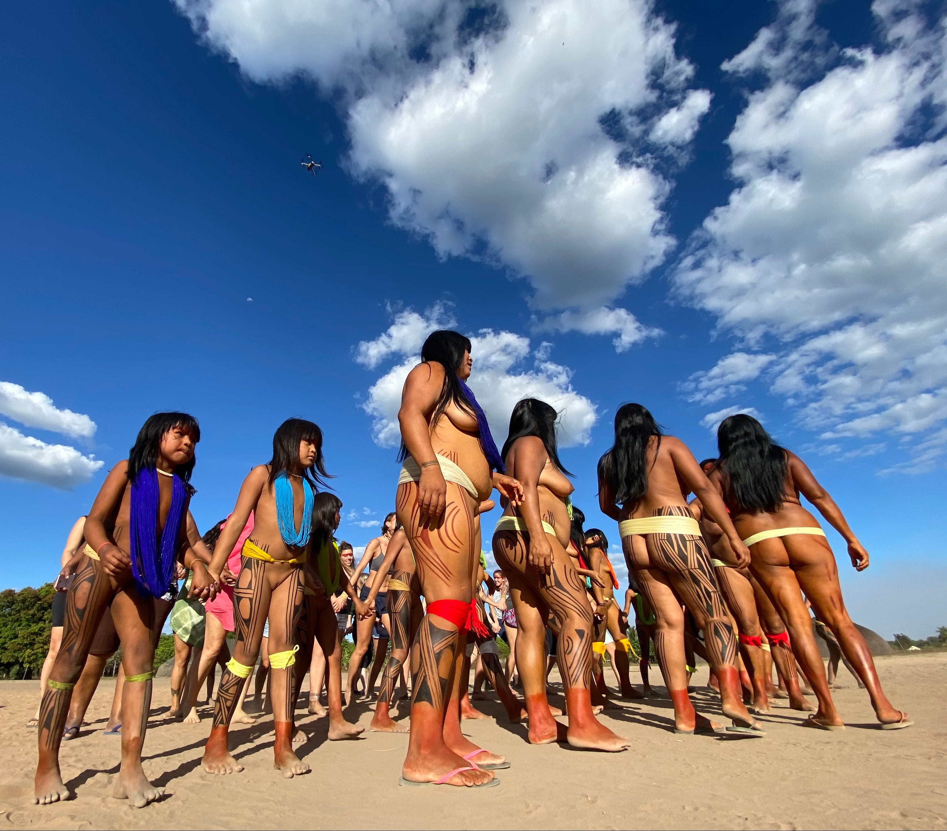 xingu naked A Defender to the Rescue — A Journey to the Xingu People | by Milena Issler  @hein.gata | Medium