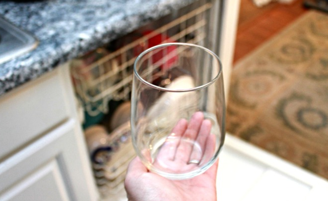 How to Remove Hard Water Stains from Glasses in Dishwasher | by link sp |  Medium