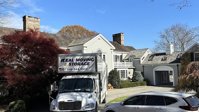 Why Hire Professional Movers in Fairfield, CT?