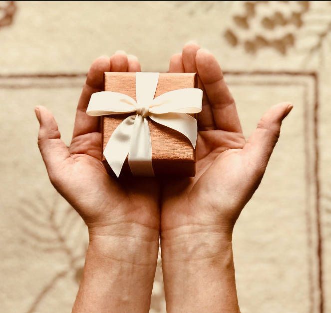 The Art of Gift-Giving: Bringing Joy with Thoughtful Presents | by  ThriveValley | Medium