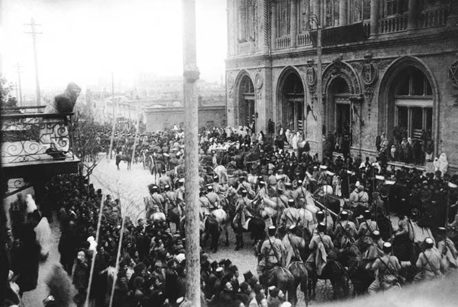 Seventy Thousand from the Descendants of Isaac (Banī Isḥāq)