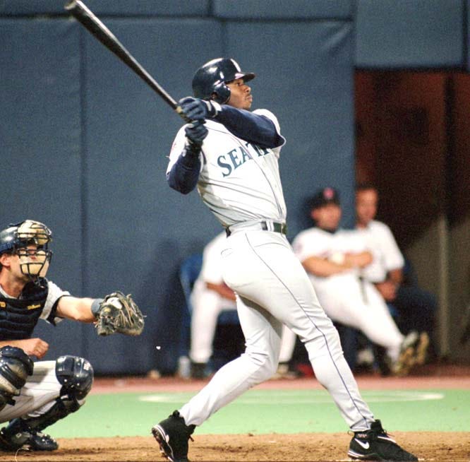 Ken Griffey Jr. was my favorite player growing up. I still think