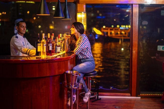 First Time on a Dhow? 5 Things to Expect on a Creek Dhow Cruise