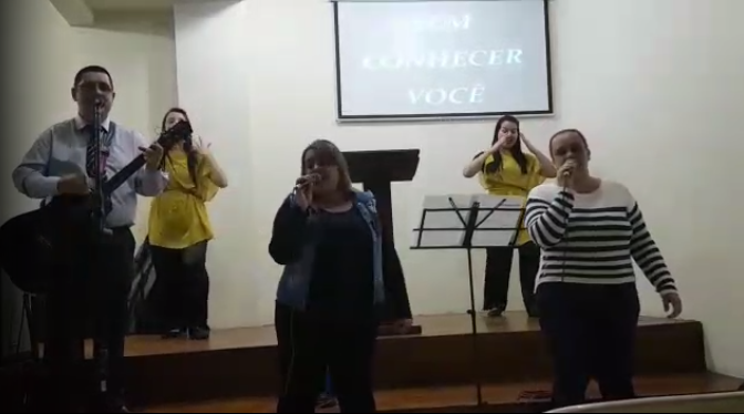 Alex integra a banda do Ministério Apostólico Metodista em Itaquaquecetuba — SP. (Ano: Desconhecido/Reprodução)